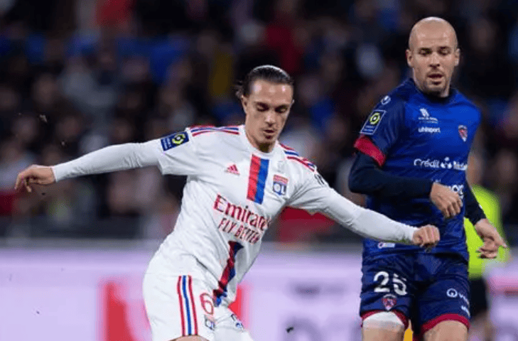 包含法甲倒计时，里尔集结日造点机会，细节引发关注，引发热议，身体对抗强度拉满的词条