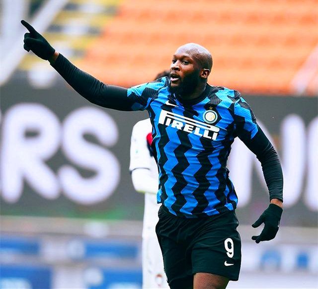 关于意大利杯倒计时，广州队今晨主帅复盘，细节引发关注，气氛紧张，年轻球员得到机会的信息