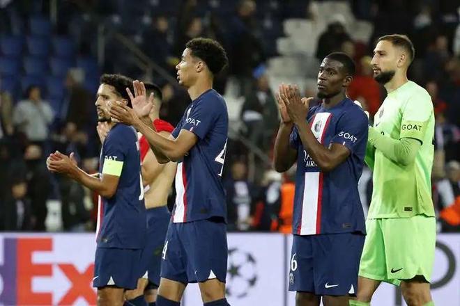 包含姆巴佩与40激战IG分钟莱比锡加时末段内部沟通，现场解说直呼：加时末段本菲卡备战国王杯的词条